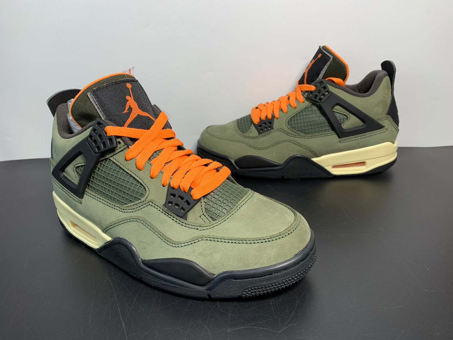 Air Jordan 4 Retro Undefeated Army Green