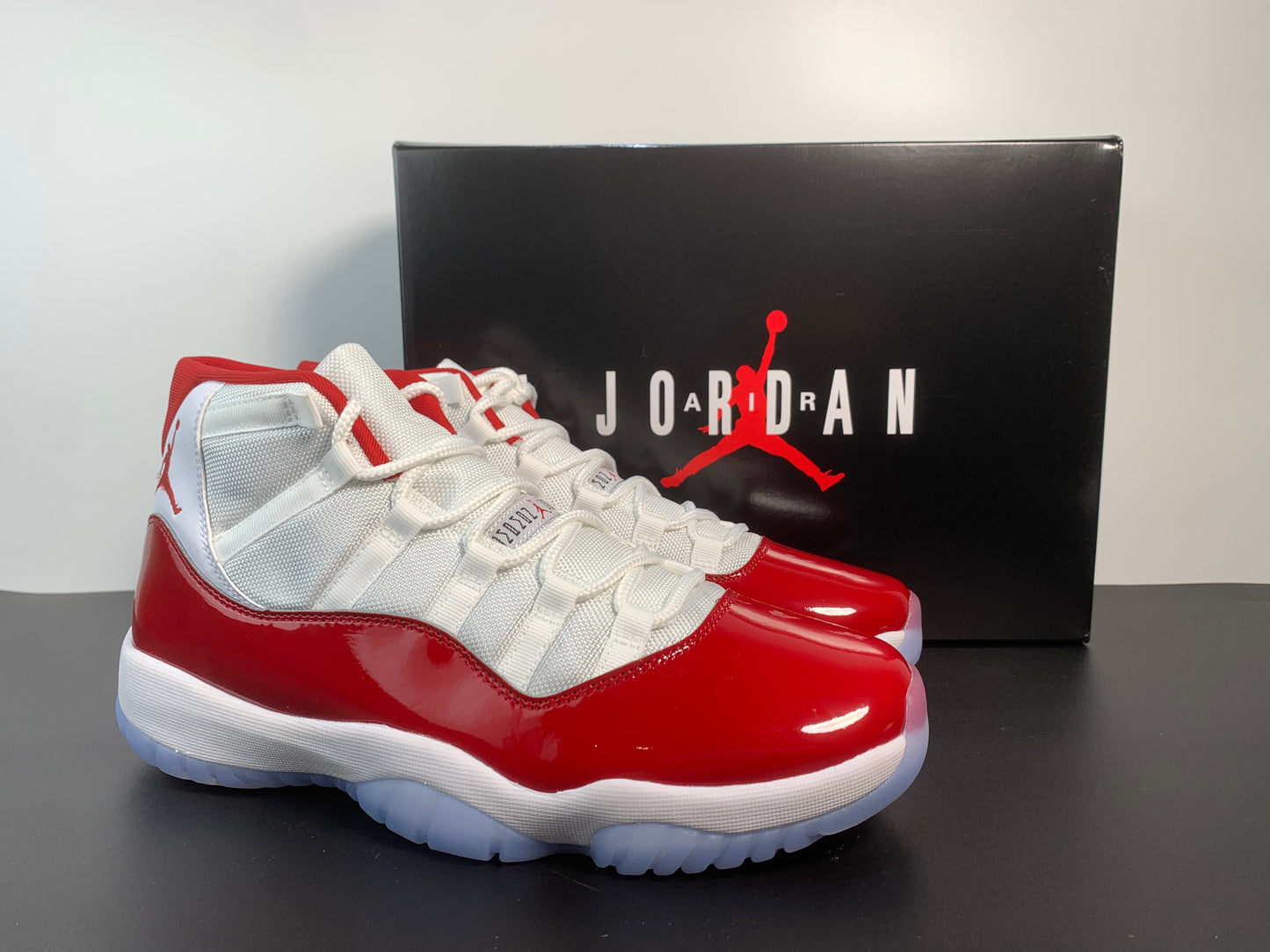 Air Jordan 11 Retro Cherry
