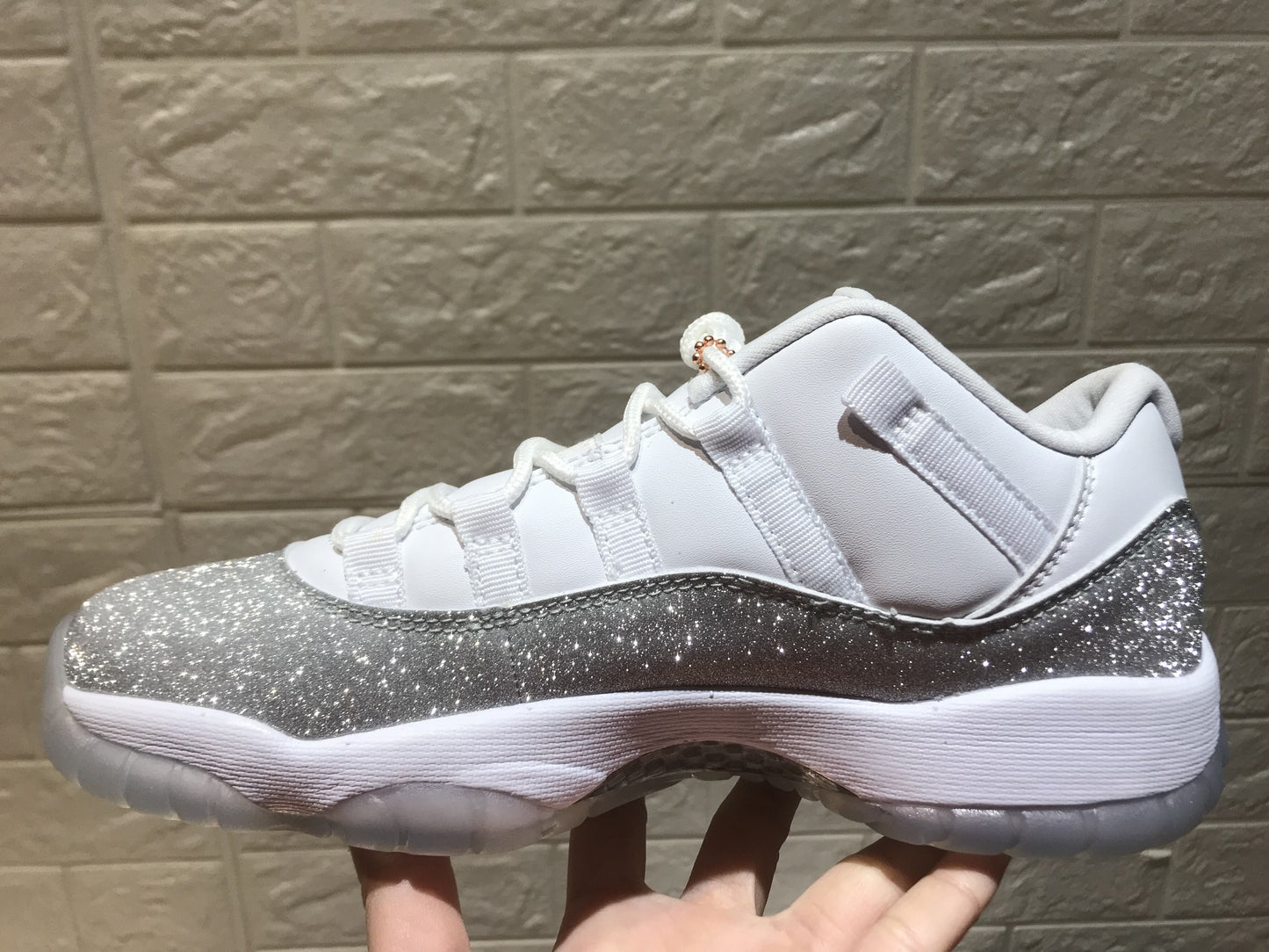 Air Jordan 11 Low" Metallic Silver "