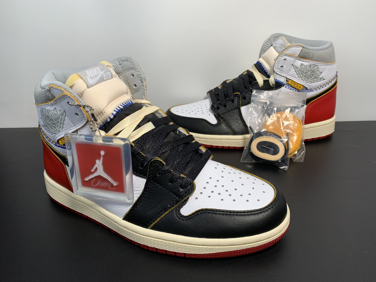 Union Los Angeles x Air Jordan 1 Retro High OG BV1300-106