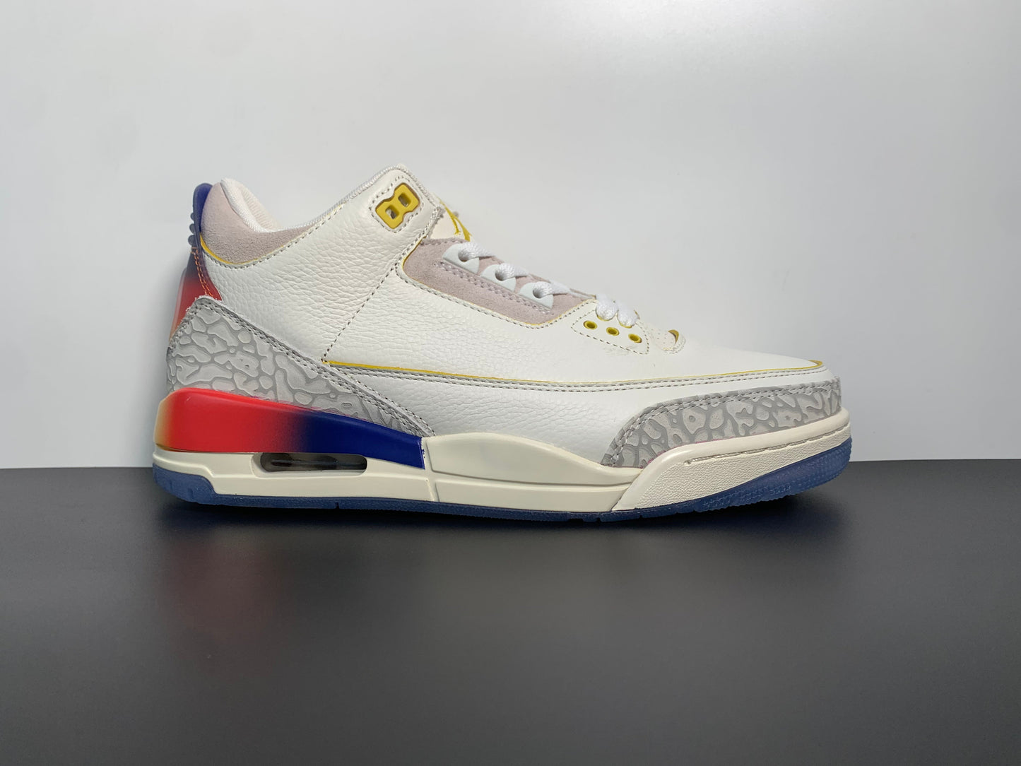 J Balvin x Air Jordan 3 Mid Medellin Sunset FN0344-901