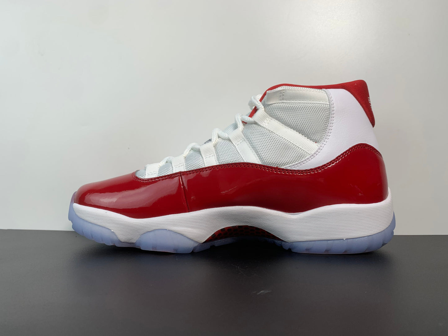 Air Jordan 11 Retro Cherry