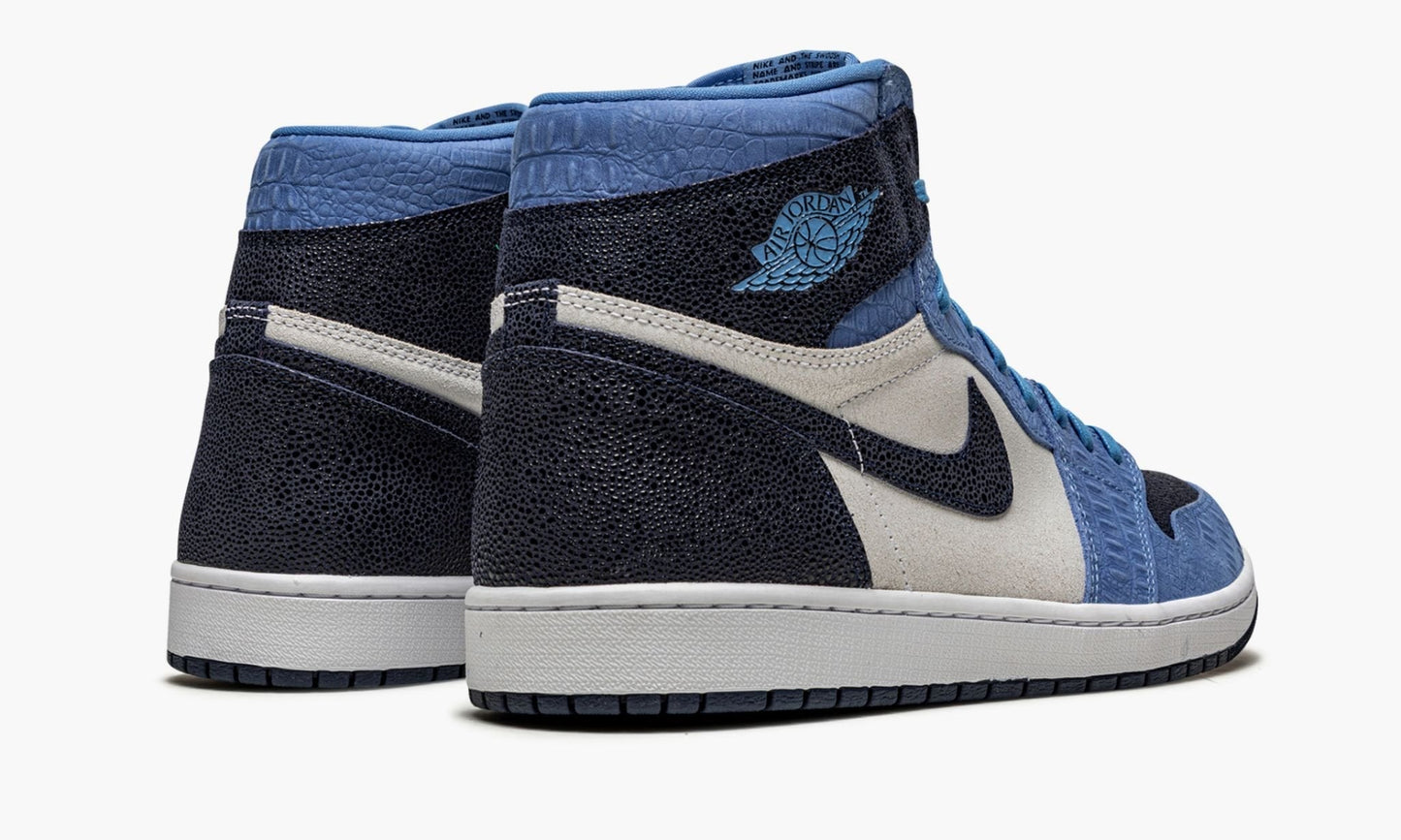 Air Jordan 1 High "UNC PE"
