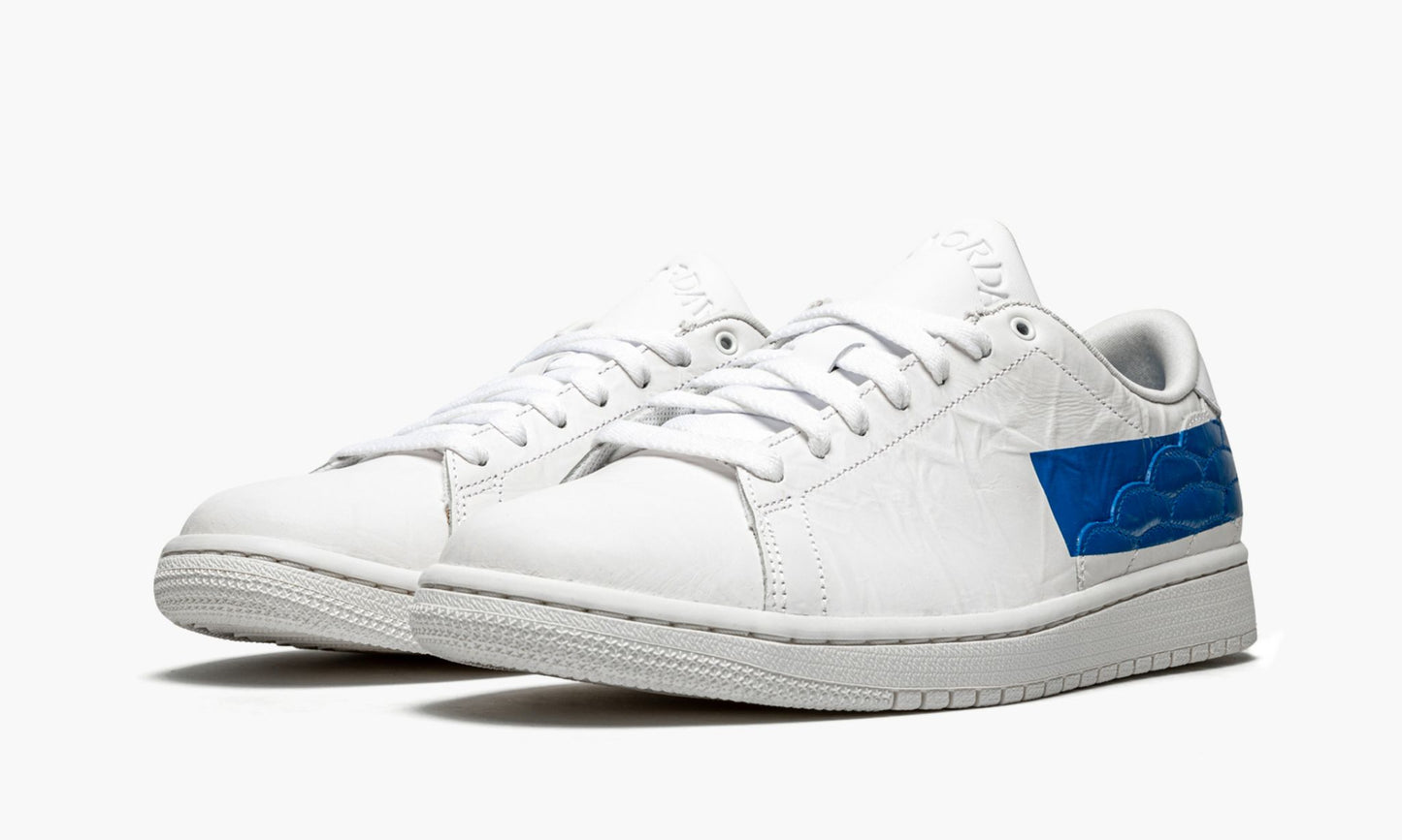 Air Jordan 1 Centre Court "Military Blue"