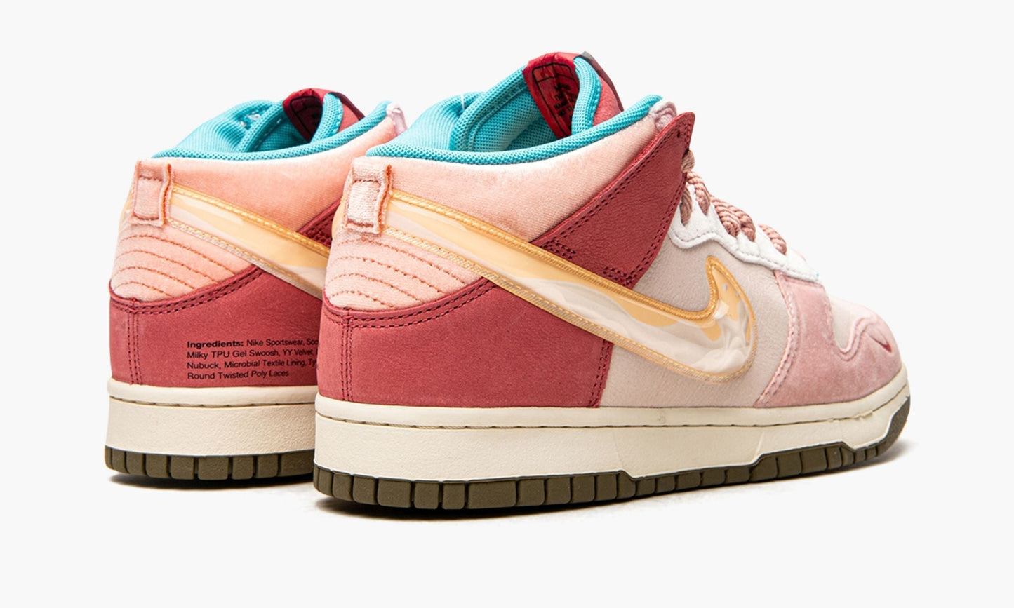 Dunk Mid "Social Status - Strawberry Chocolate"