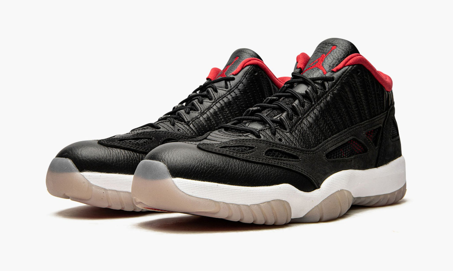 Air Jordan 11 Low IE "Bred 2021"