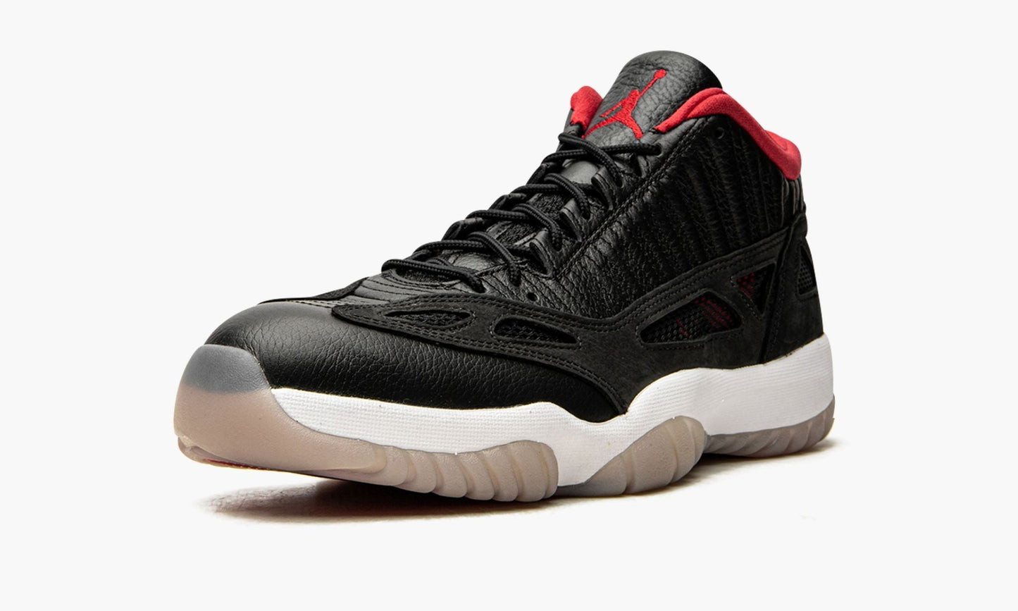 Air Jordan 11 Low IE "Bred 2021"