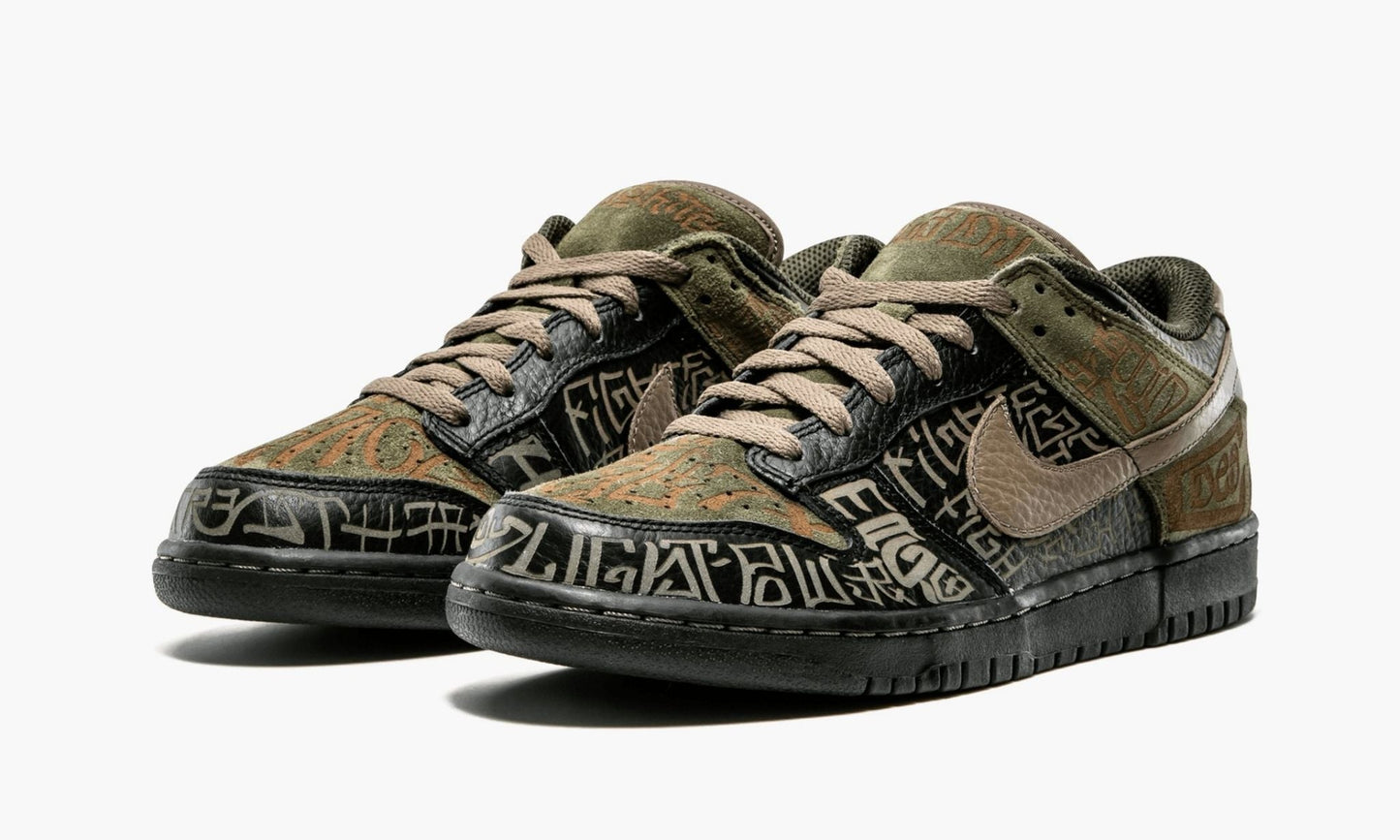 Dunk Low Premium "Doernbecher"