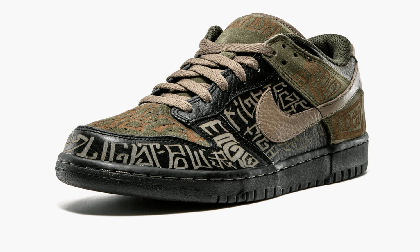 Dunk Low Premium "Doernbecher"