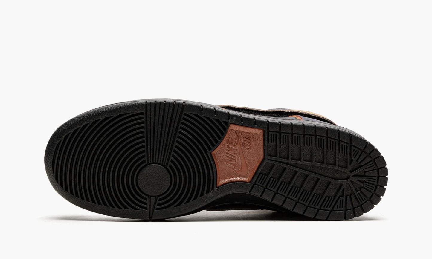 SB Dunk High Pro QS "Gundam - Banshee"