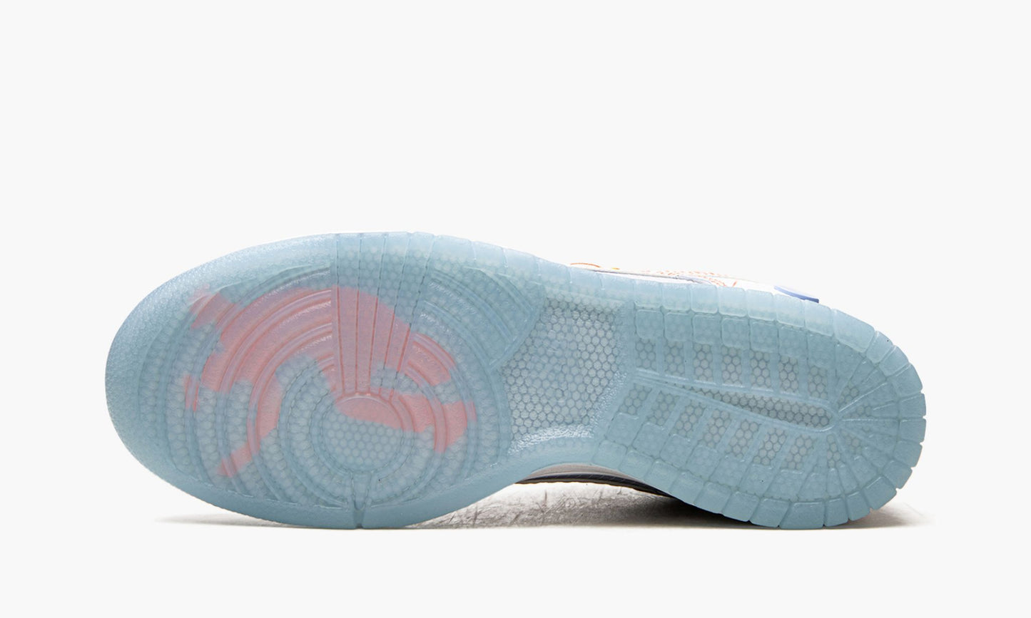 Dunk Low "Union - Passport Pack - Hyper Royal"