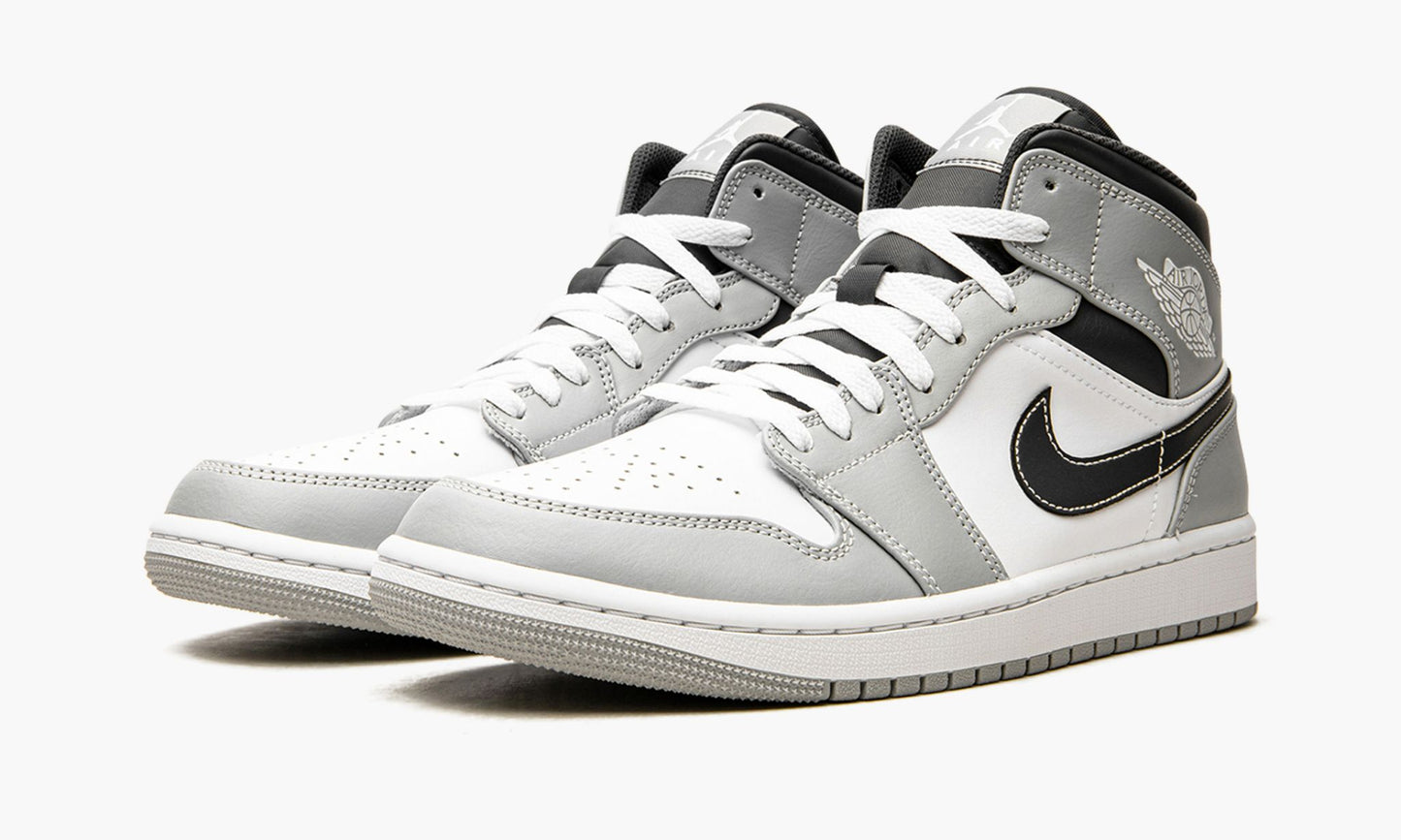 Air Jordan 1 Mid "Light Smoke Grey 2.0"
