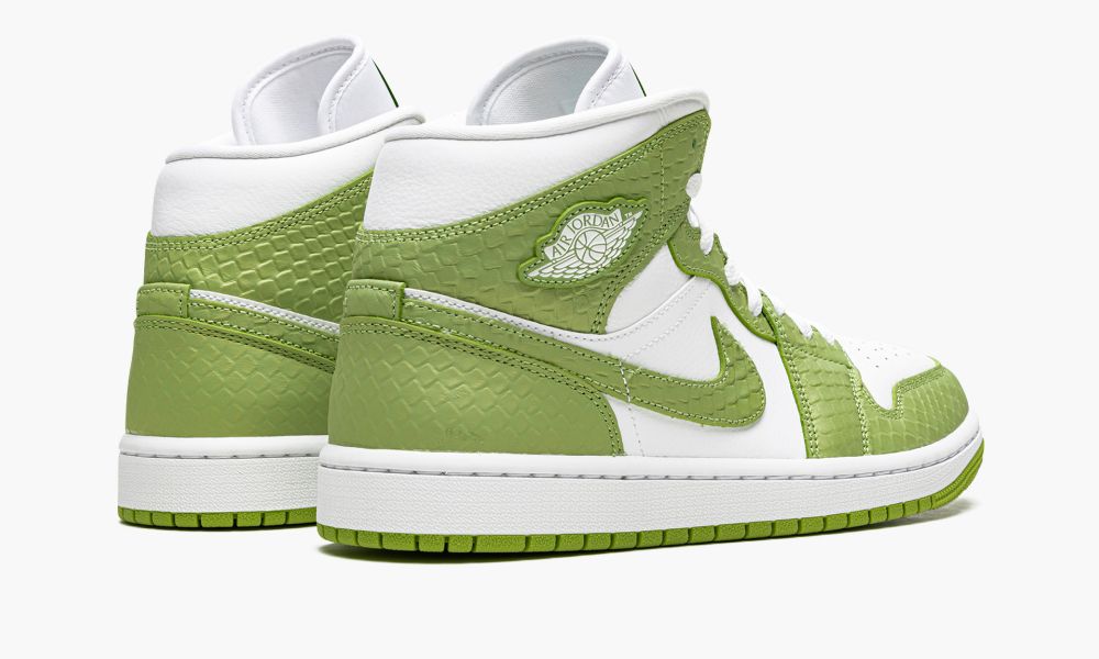 Wmns Air Jordan 1 Mid SE "Green Python"