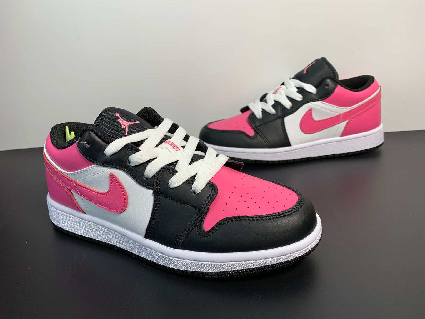 Air Jordan 1 Low Pinksicle