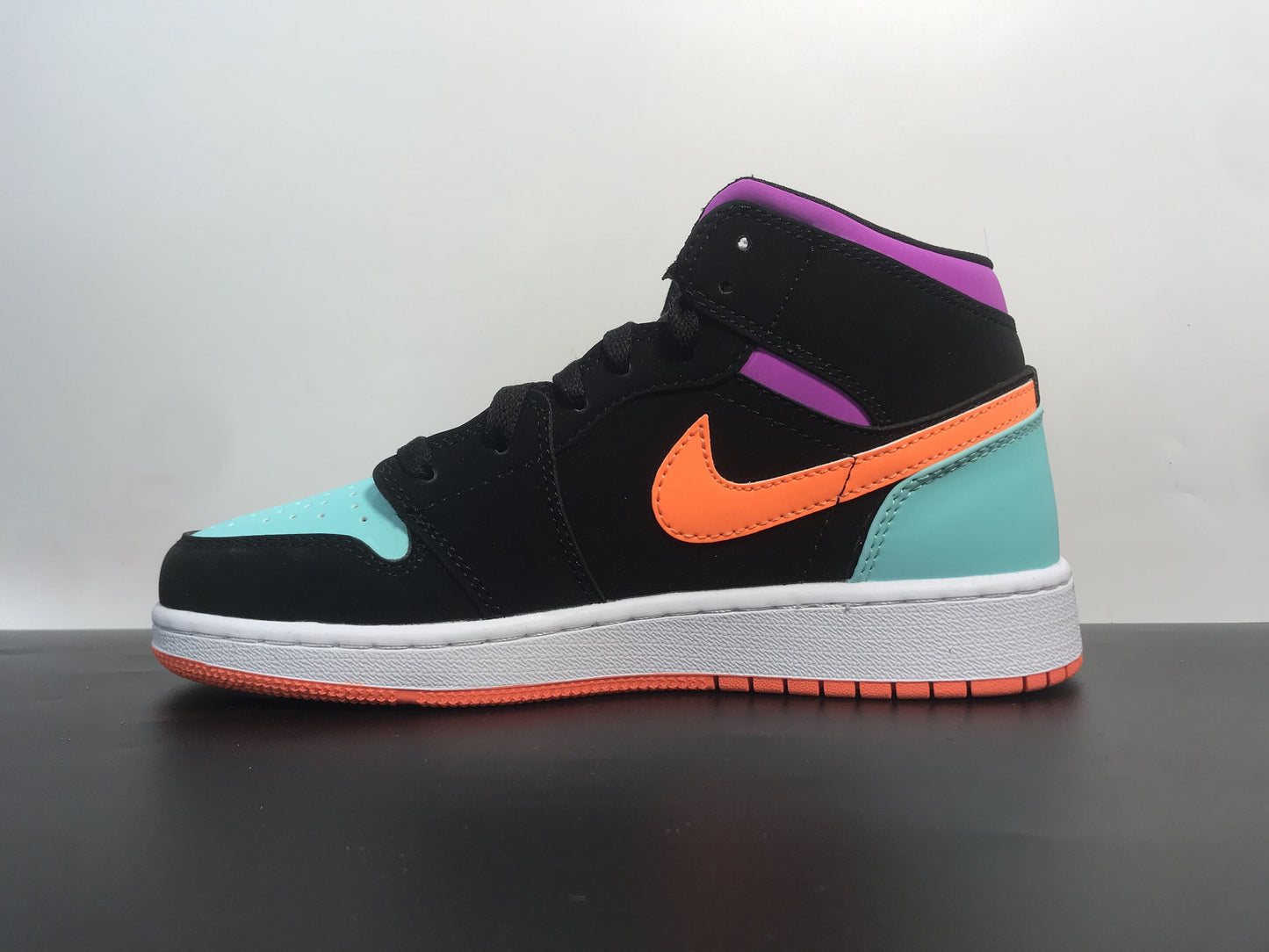 Air Jordan 1 Mid  'Candy'