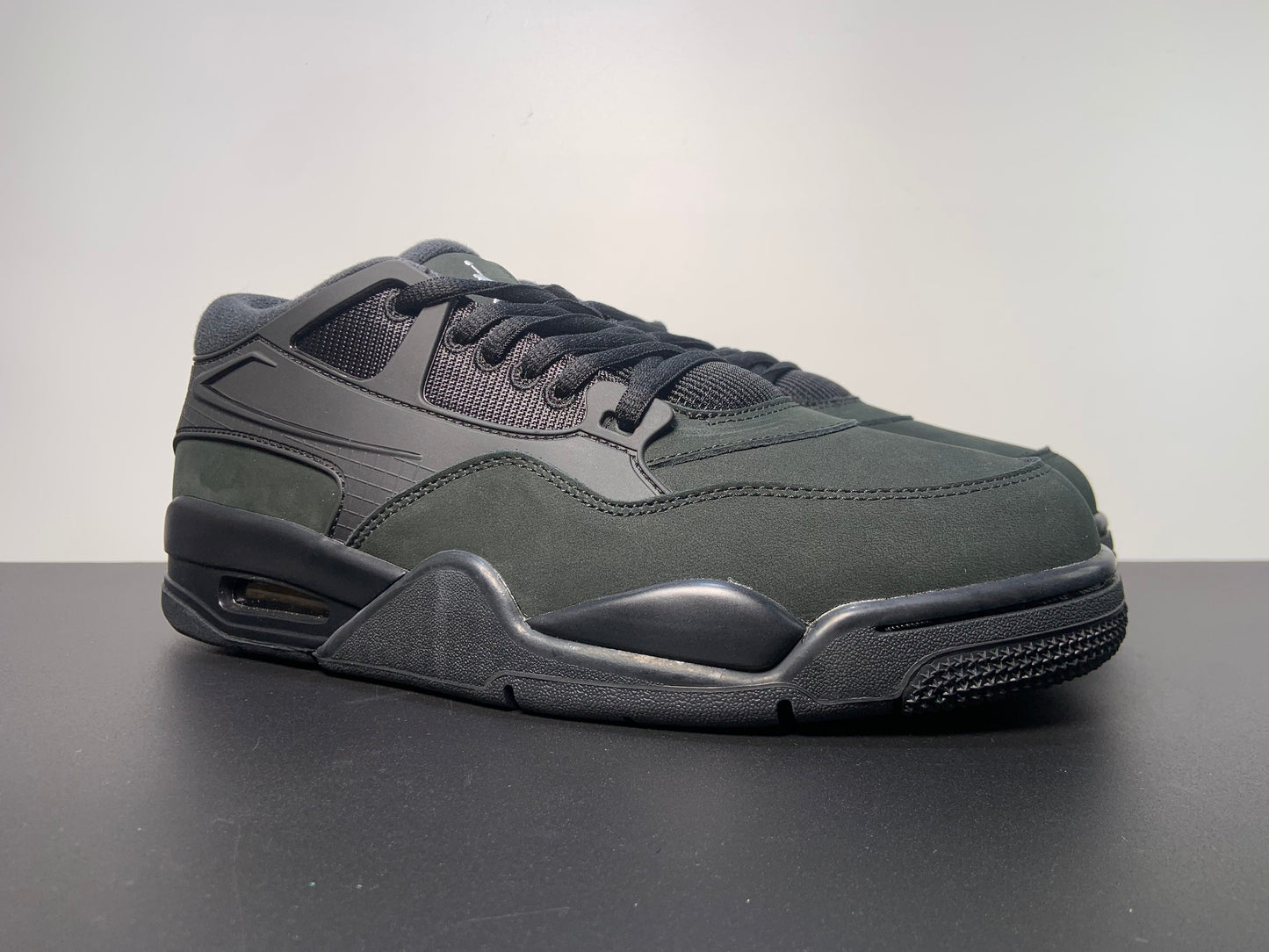 Nigel Sylvester x Air Jordan 4 RM “Driveway Grey” FQ7939-004