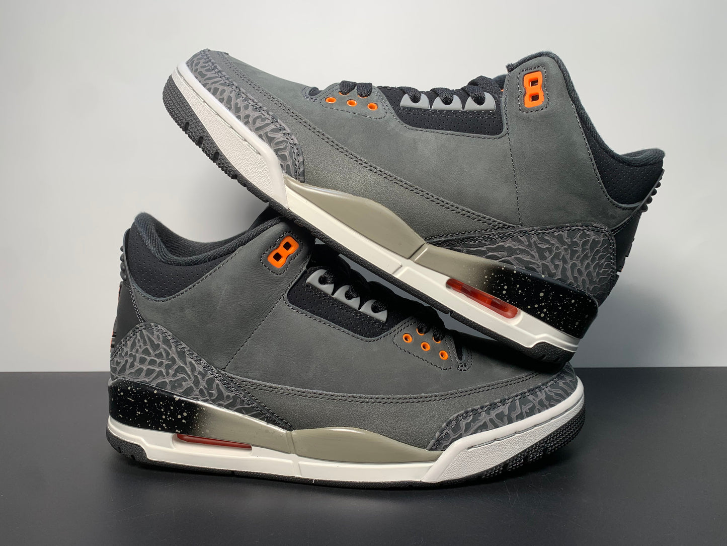 Air Jordan 3 “Fear” CT8532-080