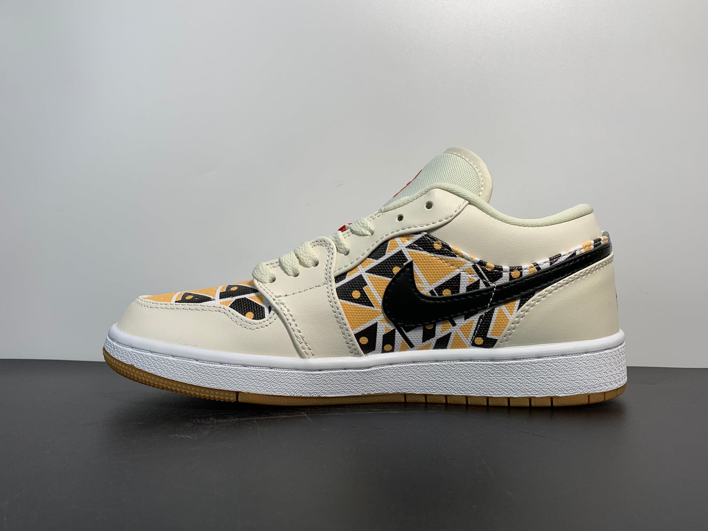 Air Jordan 1 Low Quai 54