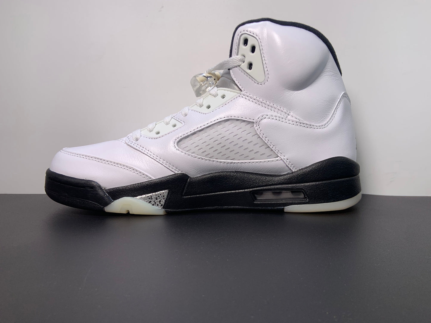 Air Jordan 5 White Black-Sail-Metallic Silver DD0587-110