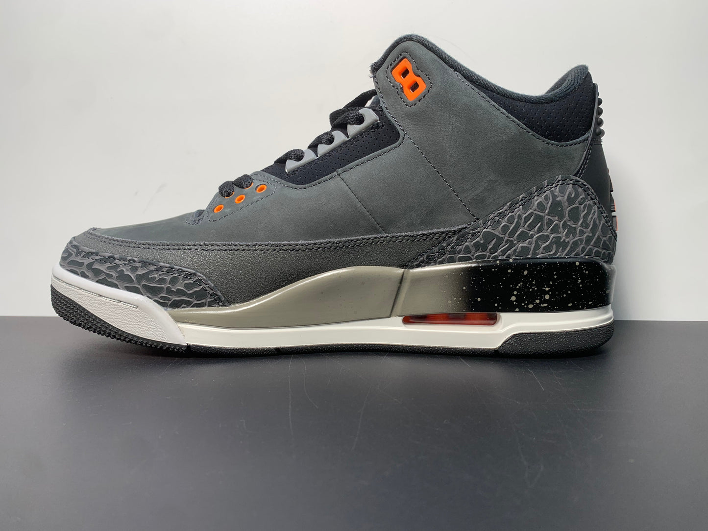 Air Jordan 3 “Fear” CT8532-080