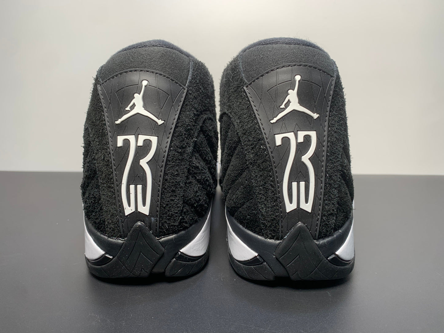 Air Jordan 14 “Black White University Red”487471-016