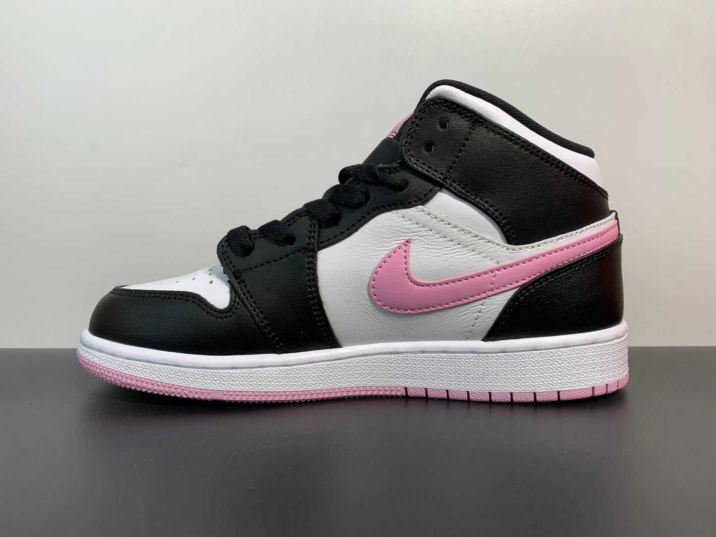 Air Jordan 1 Mid GS Pink and White Panda