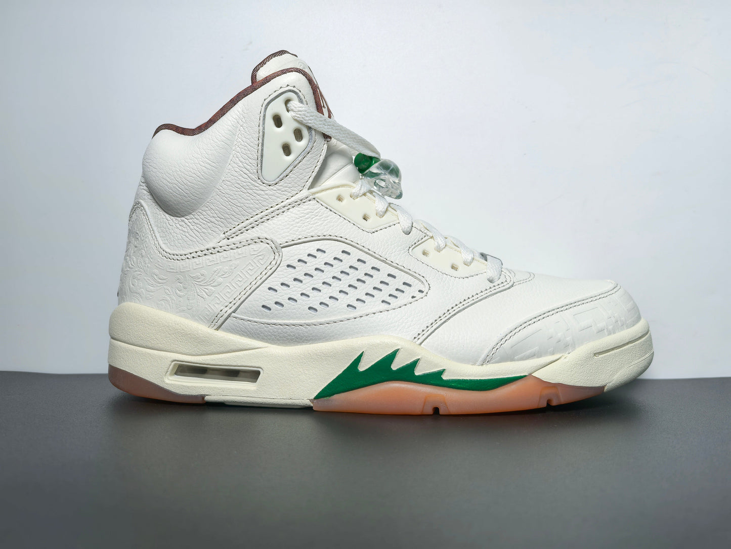 Air Jordan 5“El Grito” HF8833-100