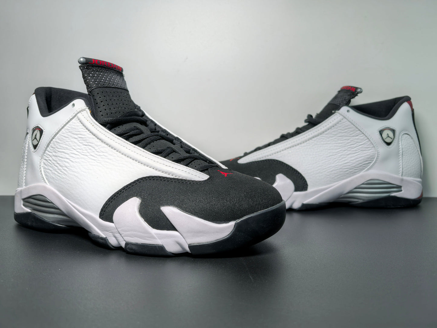 Air Jordan 14 “Black Toe” 487471-160