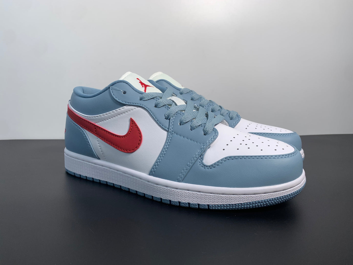 Air Jordan 1 Low Blue Whisper Dune Red DC0774-164