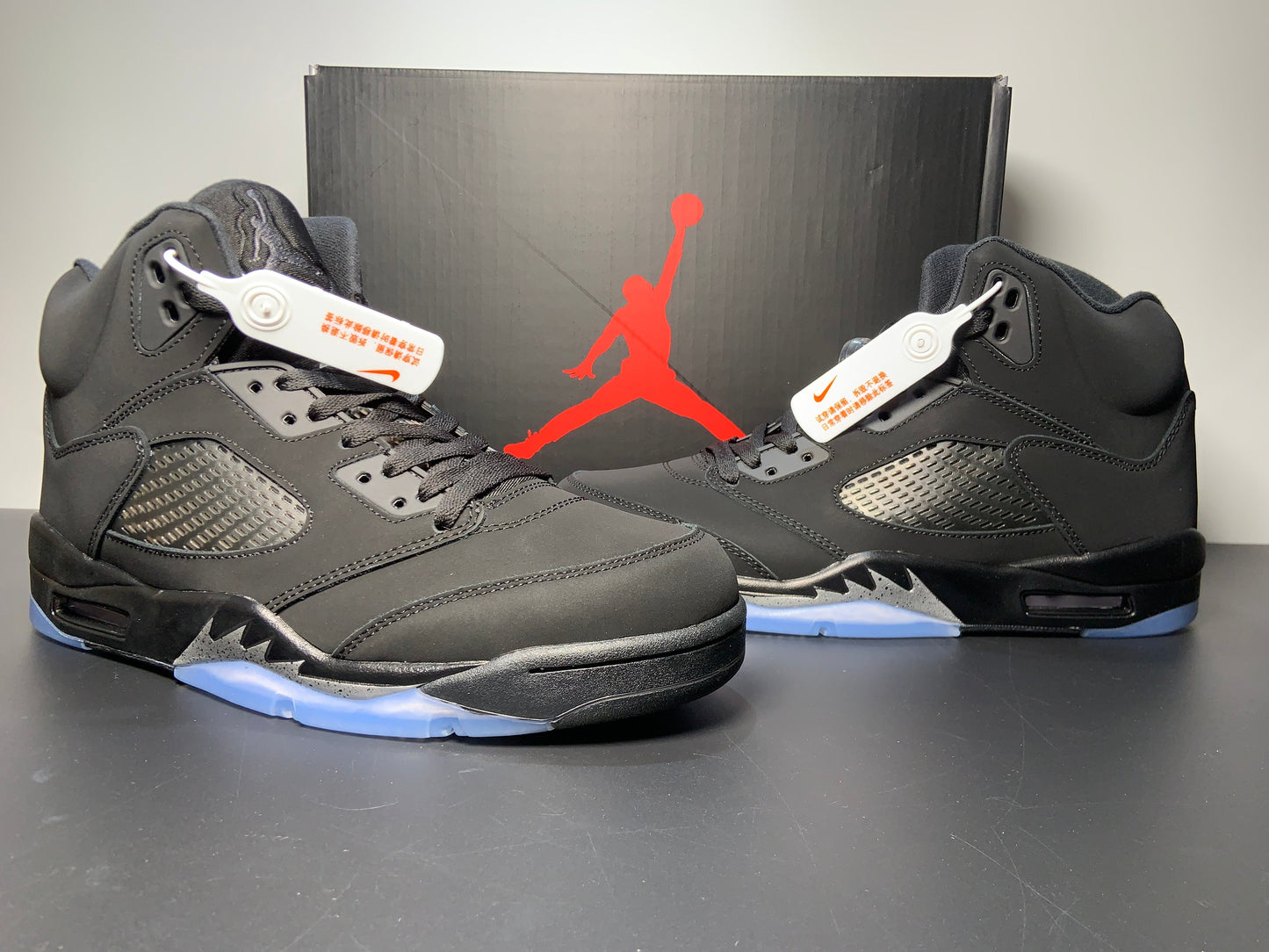 Air Jordan 5 Retro Black Cat FZ2239-001