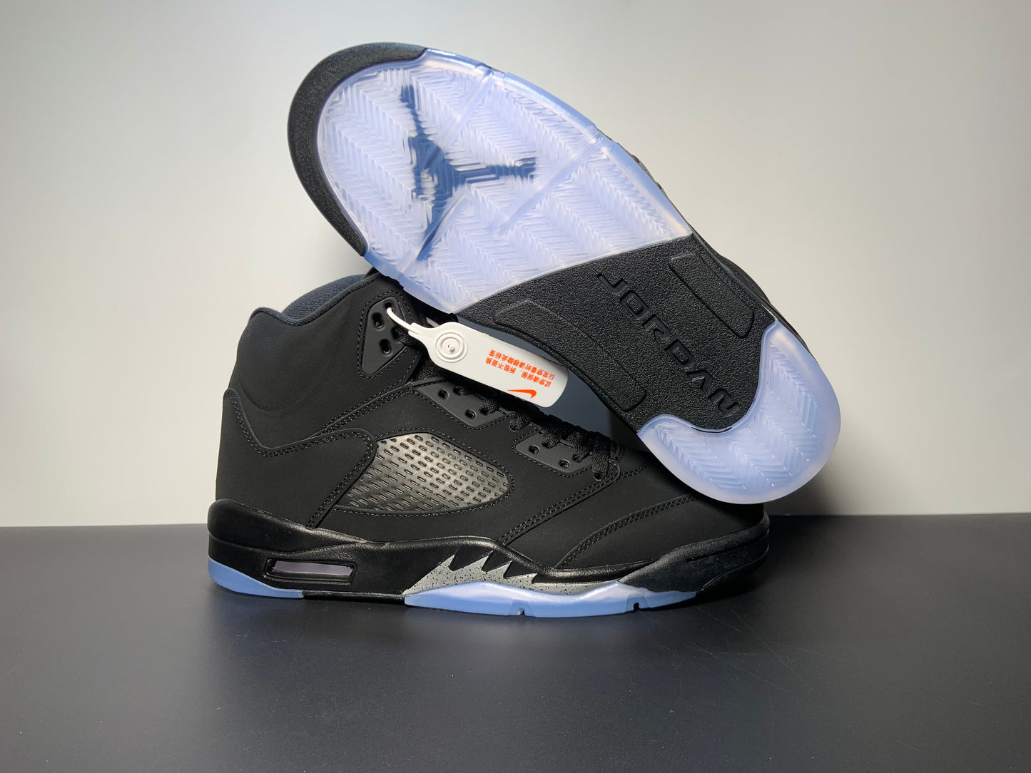 Air Jordan 5 Retro Black Cat FZ2239-001