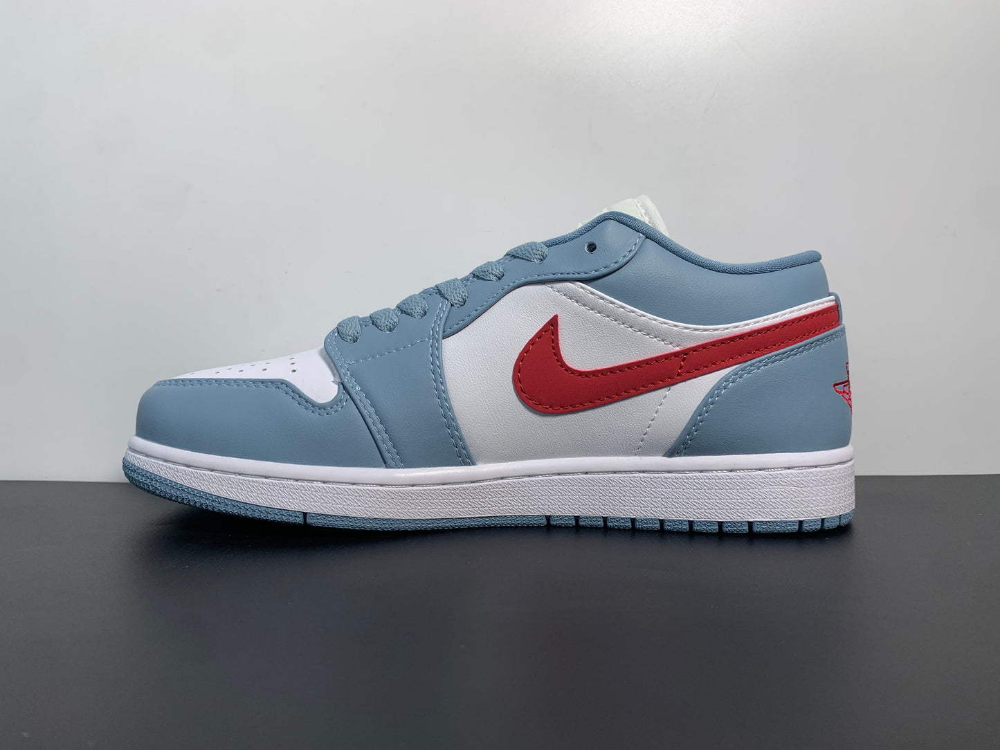 Air Jordan 1 Low Blue Whisper Dune Red DC0774-164