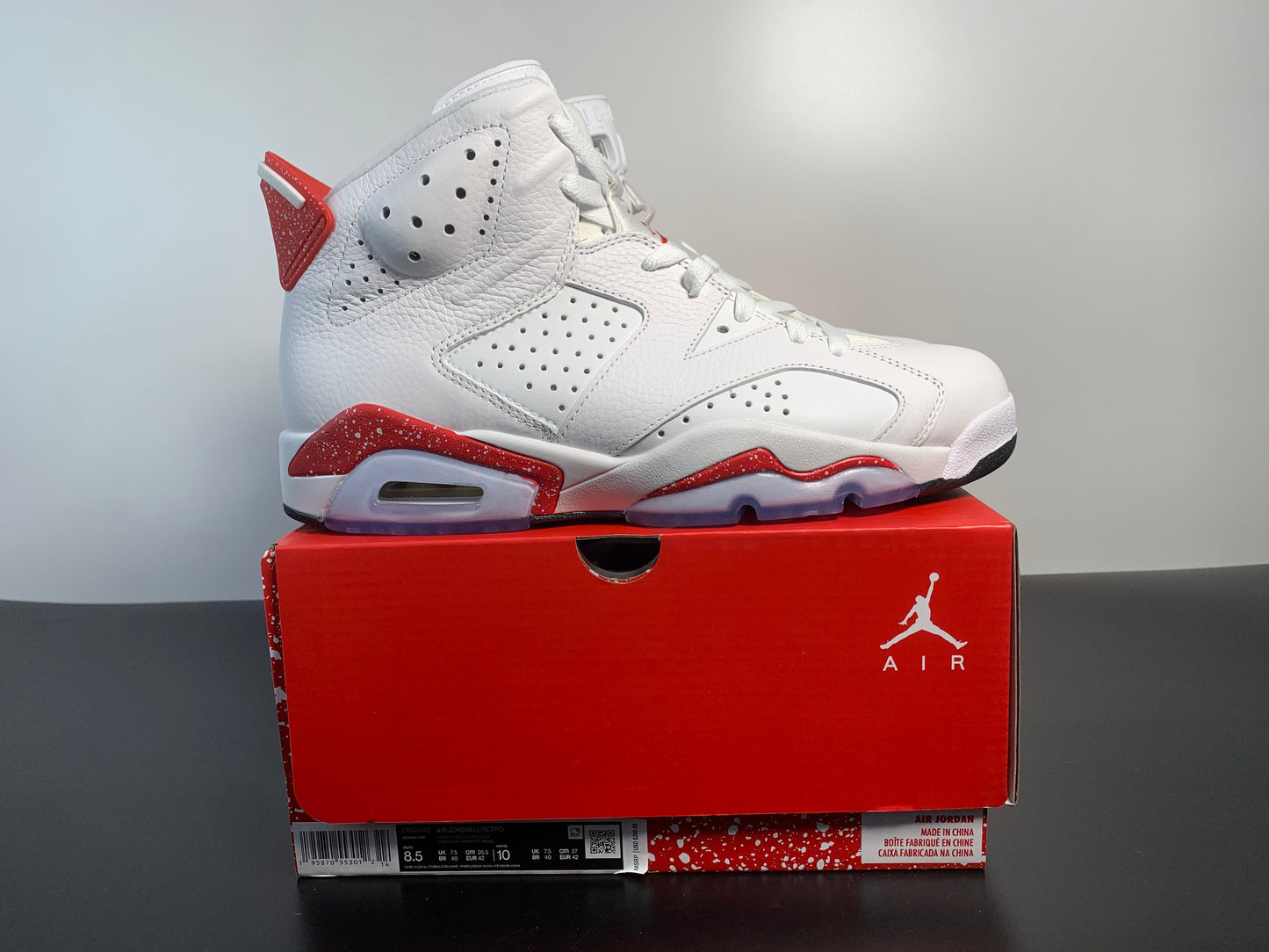 Air Jordan 6 “Red Oreo” CT8529-162