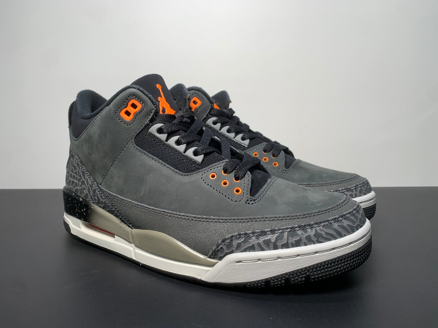 Air Jordan 3 “Fear” CT8532-080