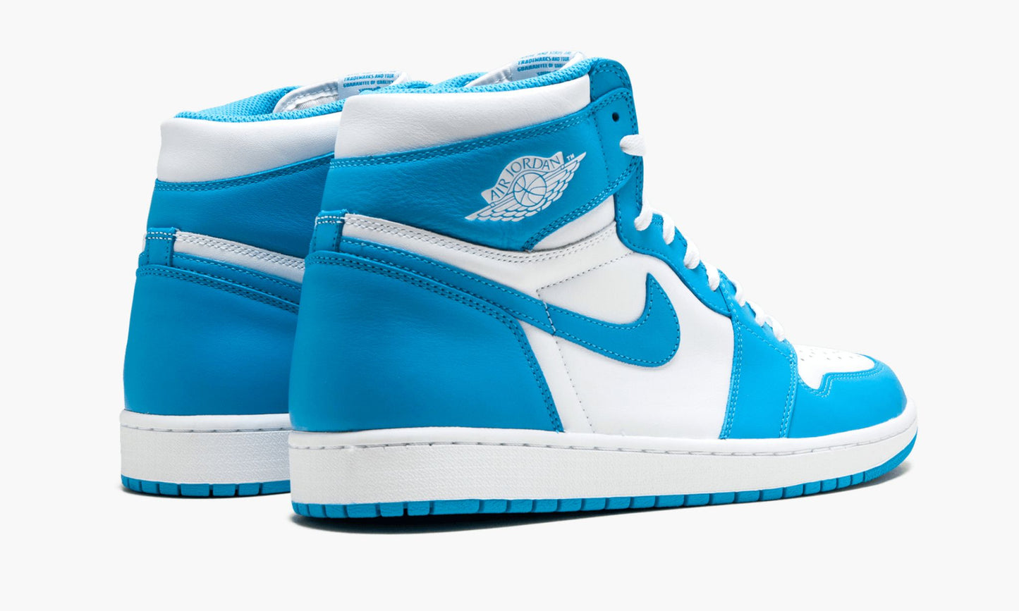 Air Jordan 1 Retro "UNC"