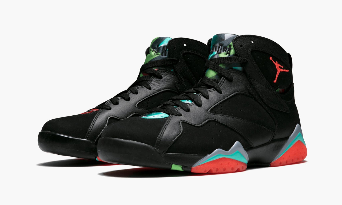 Air Jordan 7 Retro 30th "Barcelona Nights"