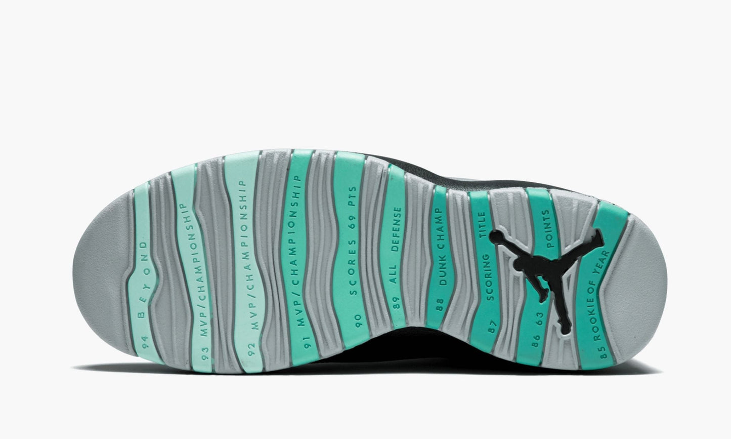 Air Jordan 10 Retro 30th "Lady Liberty"