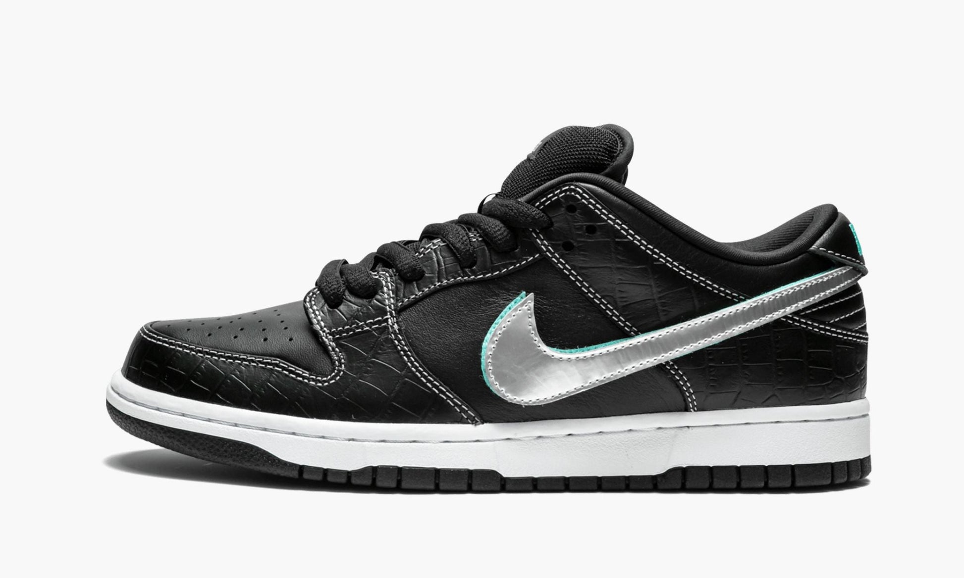 SB Dunk Low Pro OG QS "Black Diamond"