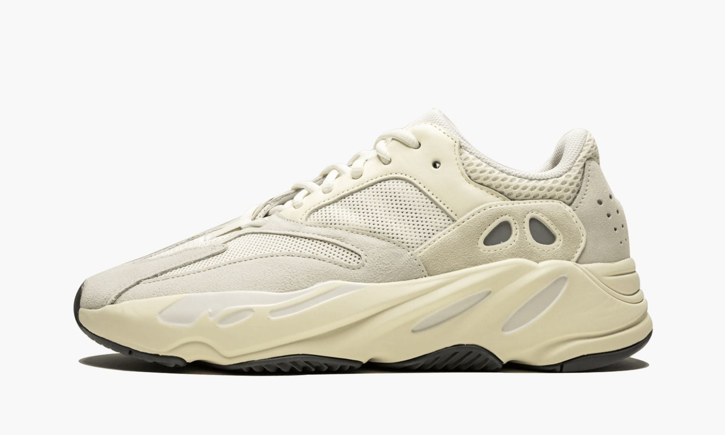 Yeezy Boost 700 "Analog"