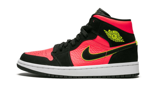 WMNS Air Jordan 1 Mid