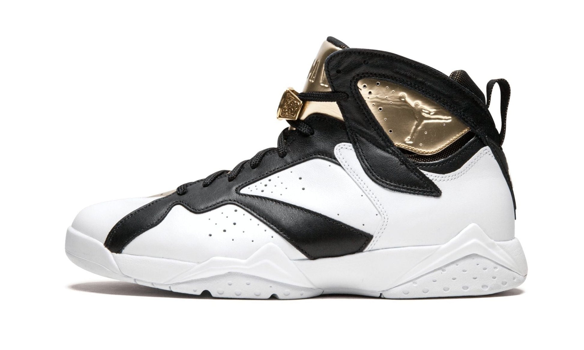 Air Jordan 7 Retro C&C "Champagne"