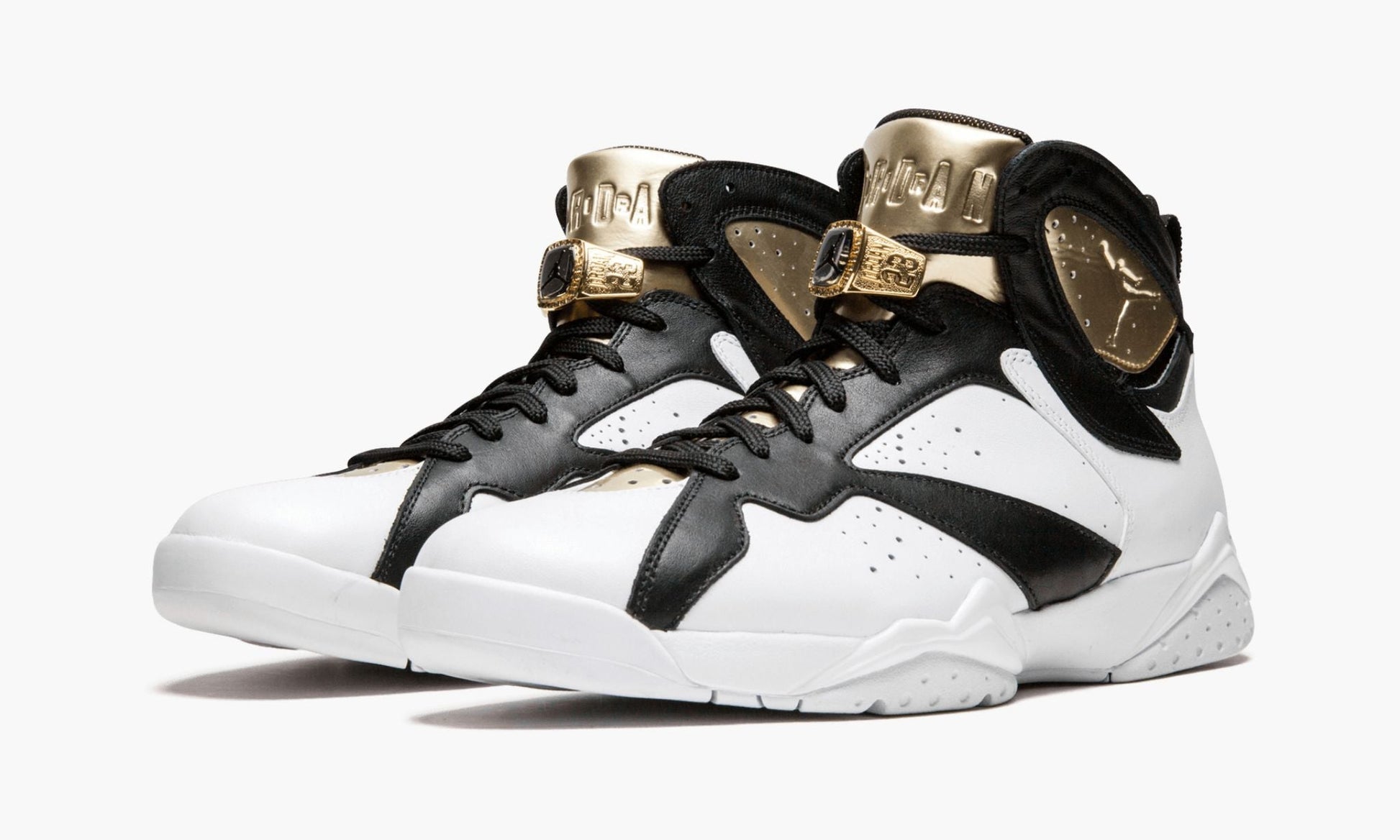 Air Jordan 7 Retro C&C "Champagne"