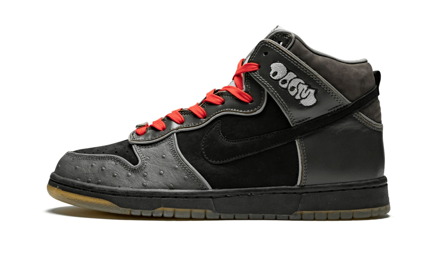 SB Dunk High Premium "MF Doom"