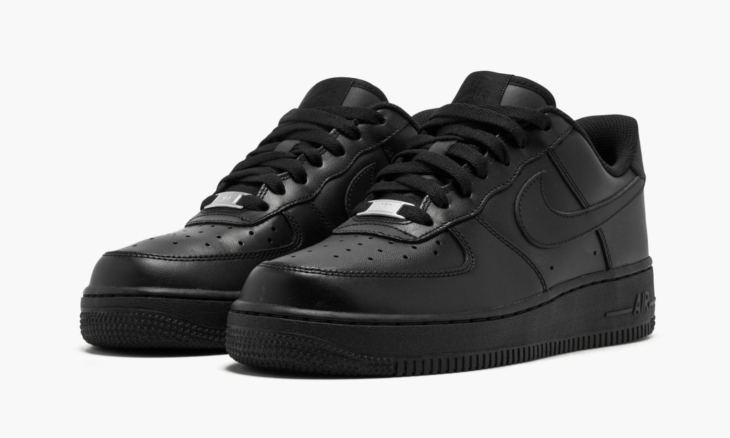 WMNS Air Force 1 Low "Triple Black"