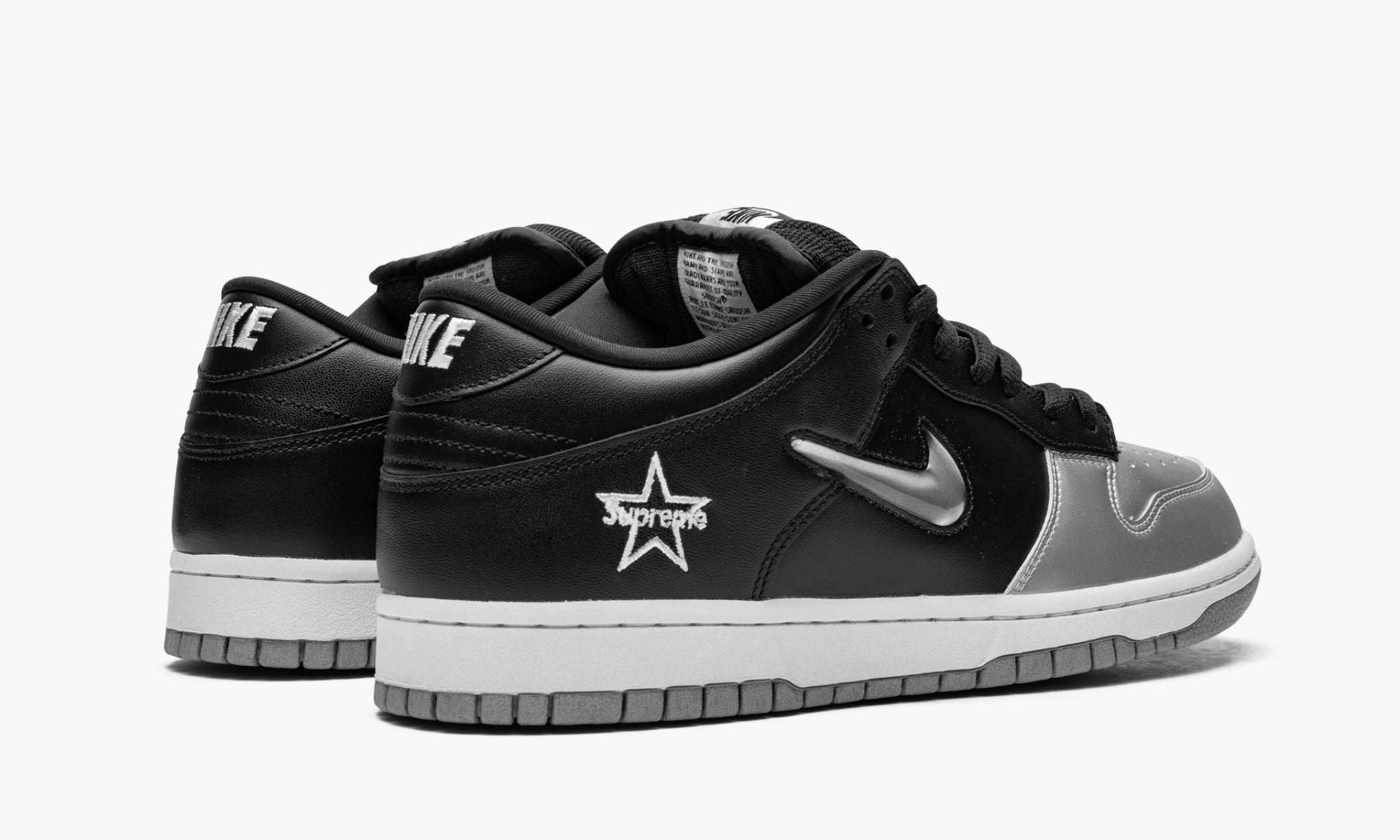 SB Dunk Low OG QS "Supreme - Jewel Swoosh Silver/Black"