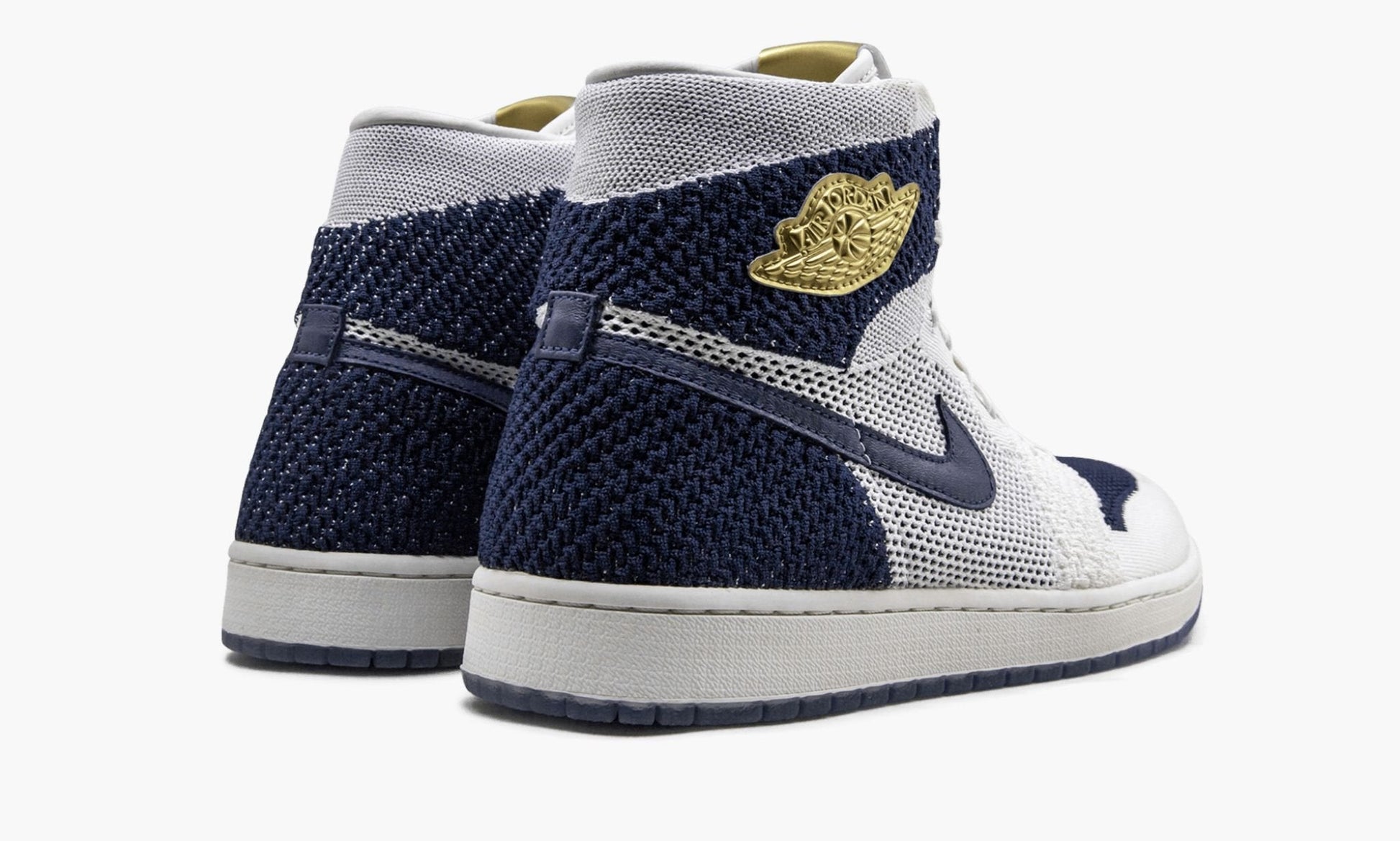 Air Jordan 1 Retro HI Flyknit "Derek Jeter - RE2PECT"