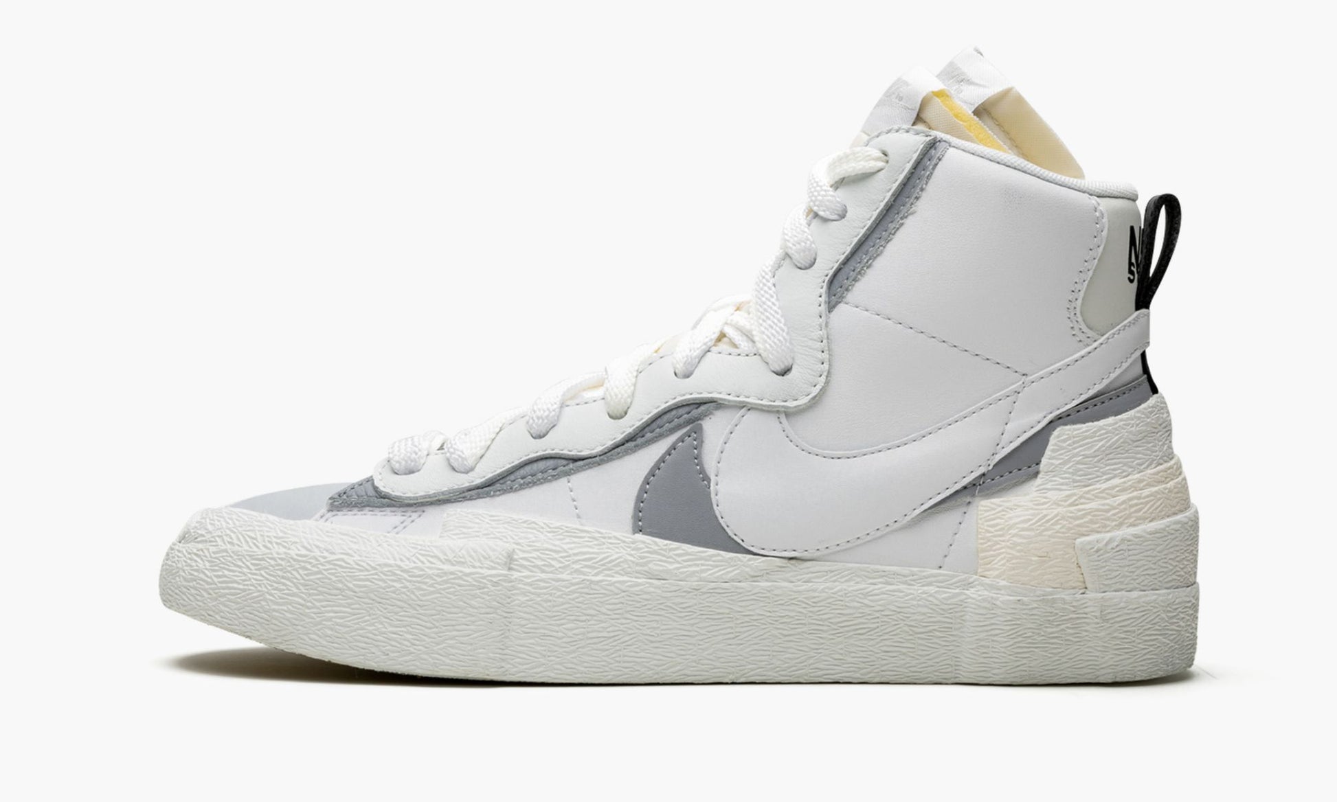 Blazer Mid "Sacai - Triple White"