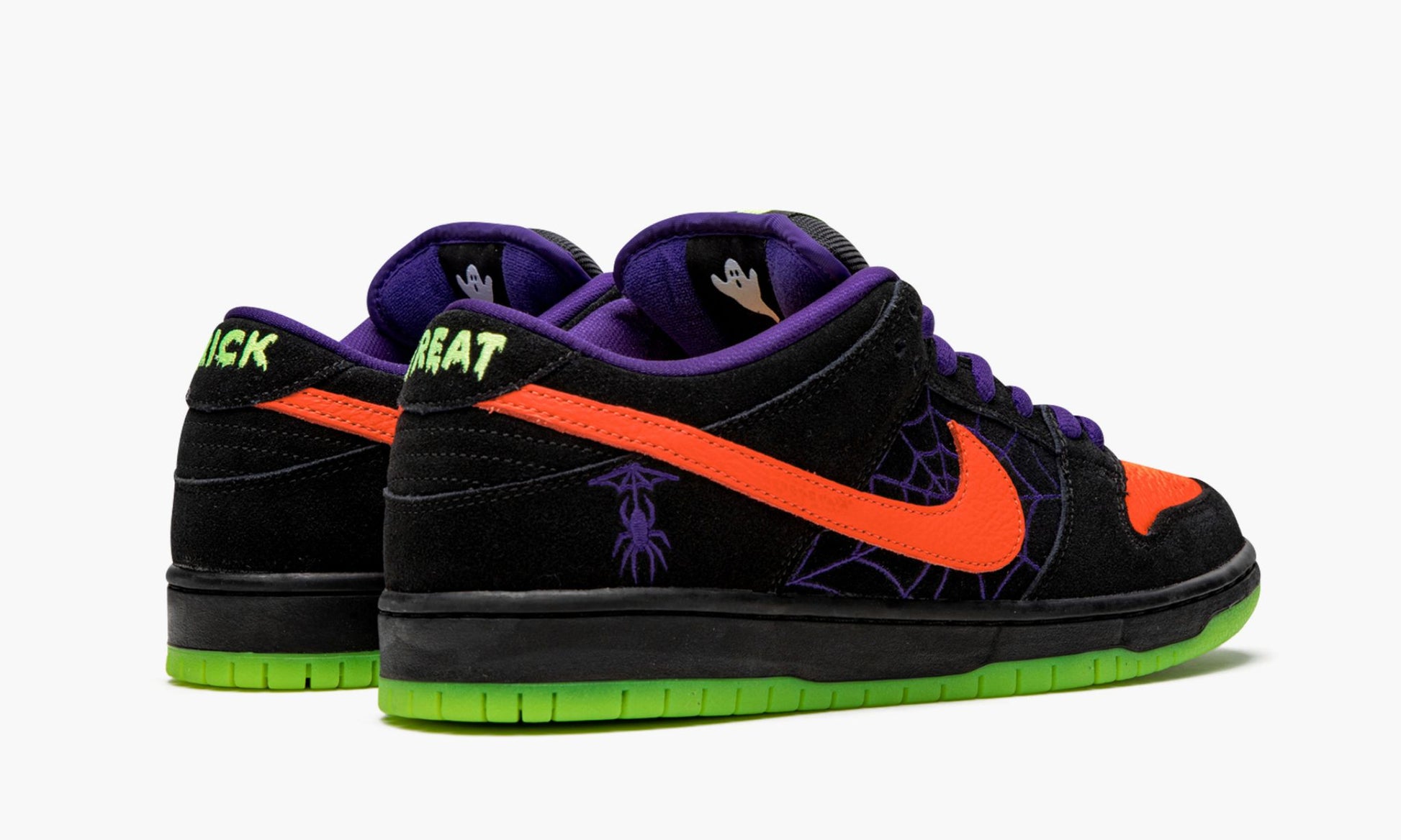 SB Dunk Low "Night of Mischief"