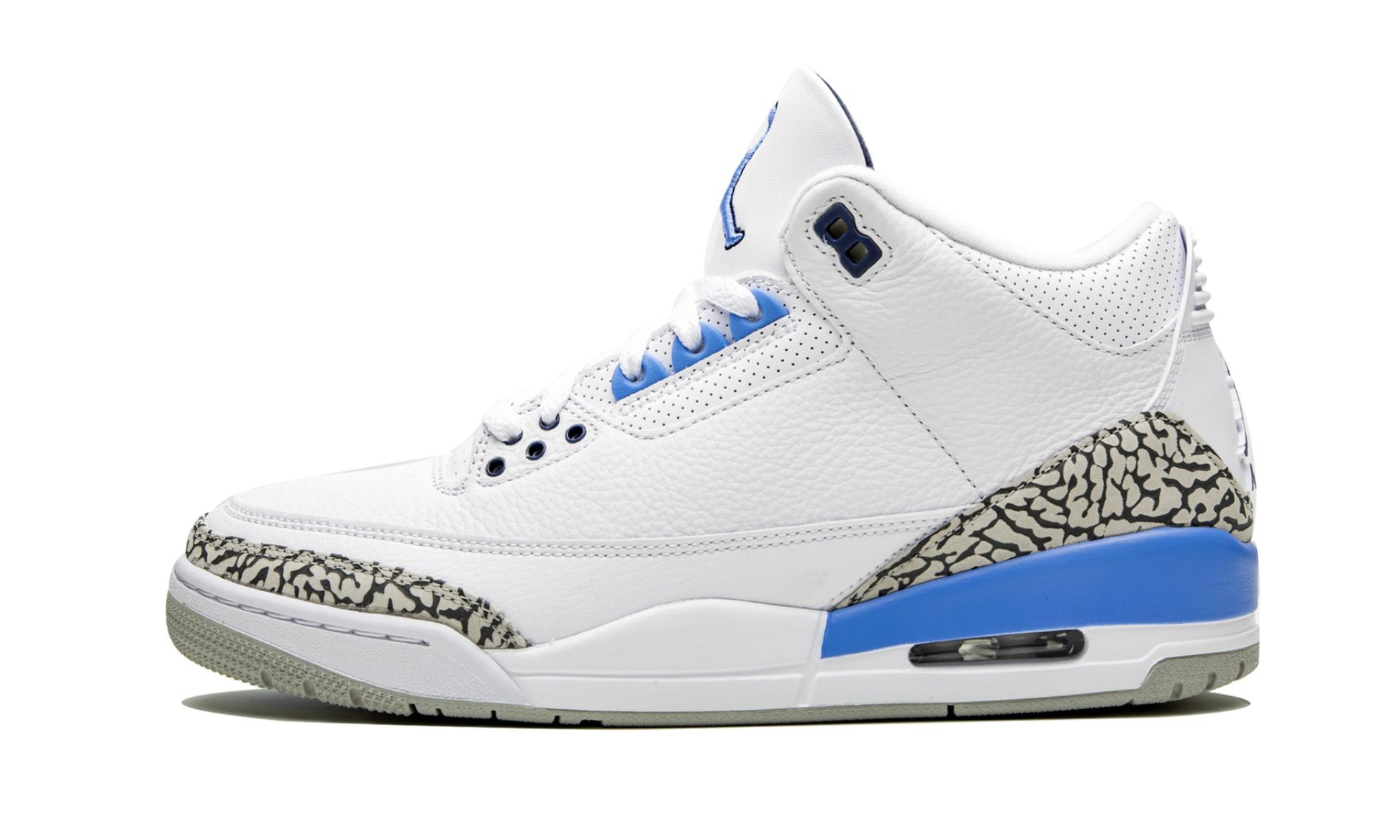 Air Jordan 3 Retro "UNC"