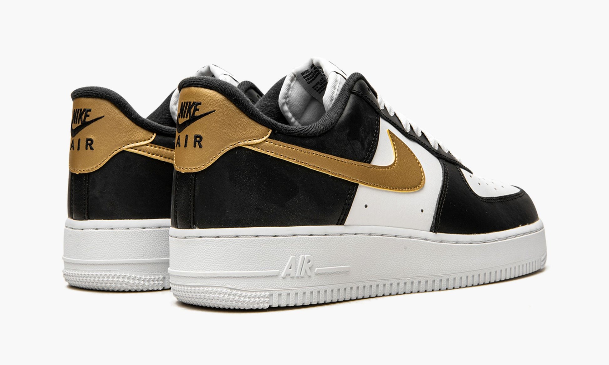 Air Force 1 Low "Black/White/Metallic Gold"